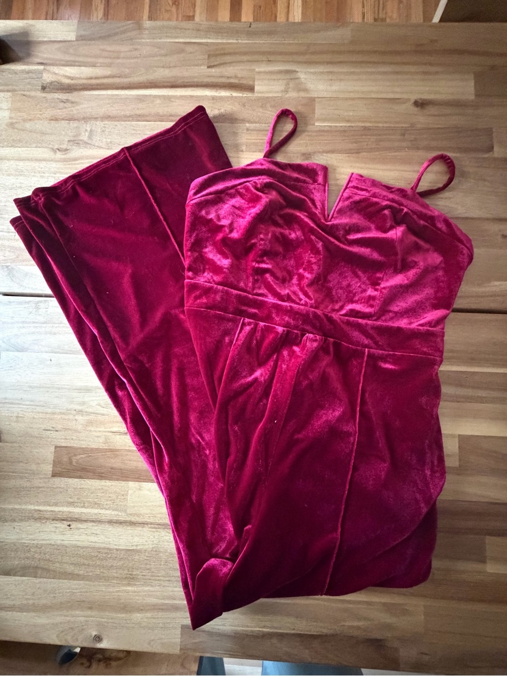Velvet Red Spaghetti-Strap romper